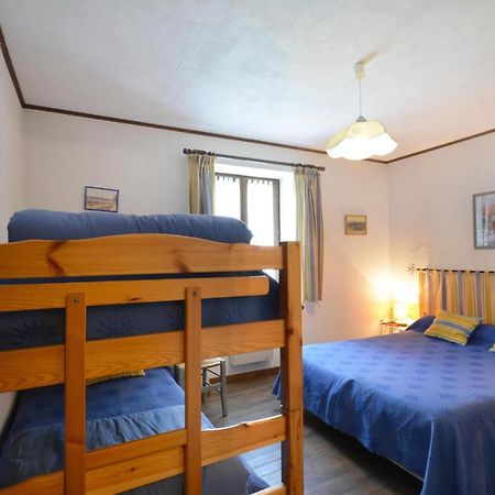 Chambre D'Hotes Au Vieux Chene Grillon Luaran gambar