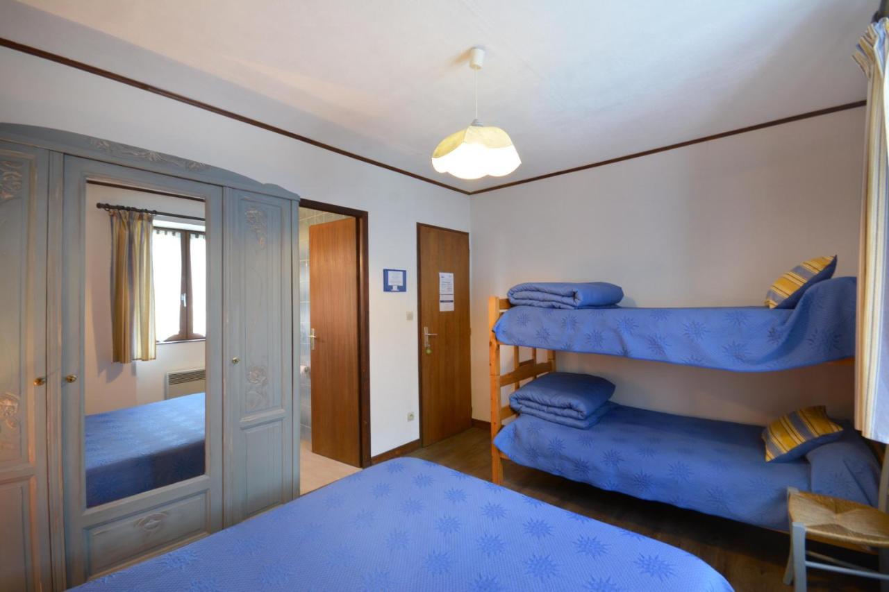 Chambre D'Hotes Au Vieux Chene Grillon Luaran gambar